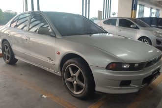 Mitsubishi Galant