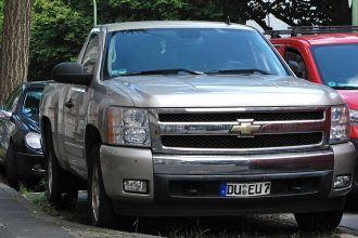 Chevrolet Silverado Control Arm