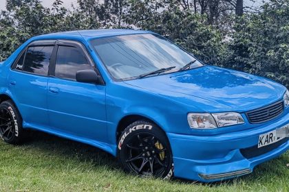 Smurf-Blue Toyota Corolla 110