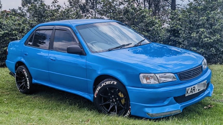 Smurf-Blue Toyota Corolla 110