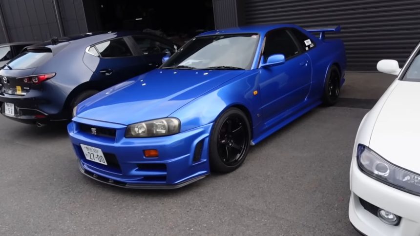 TJ Hunt Bayside Blue R34 GT-R