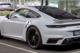 Porsche_992_Turbo_S