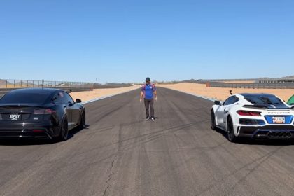 Corvette ZR1X vs Tuned Tesla Model S Plaid